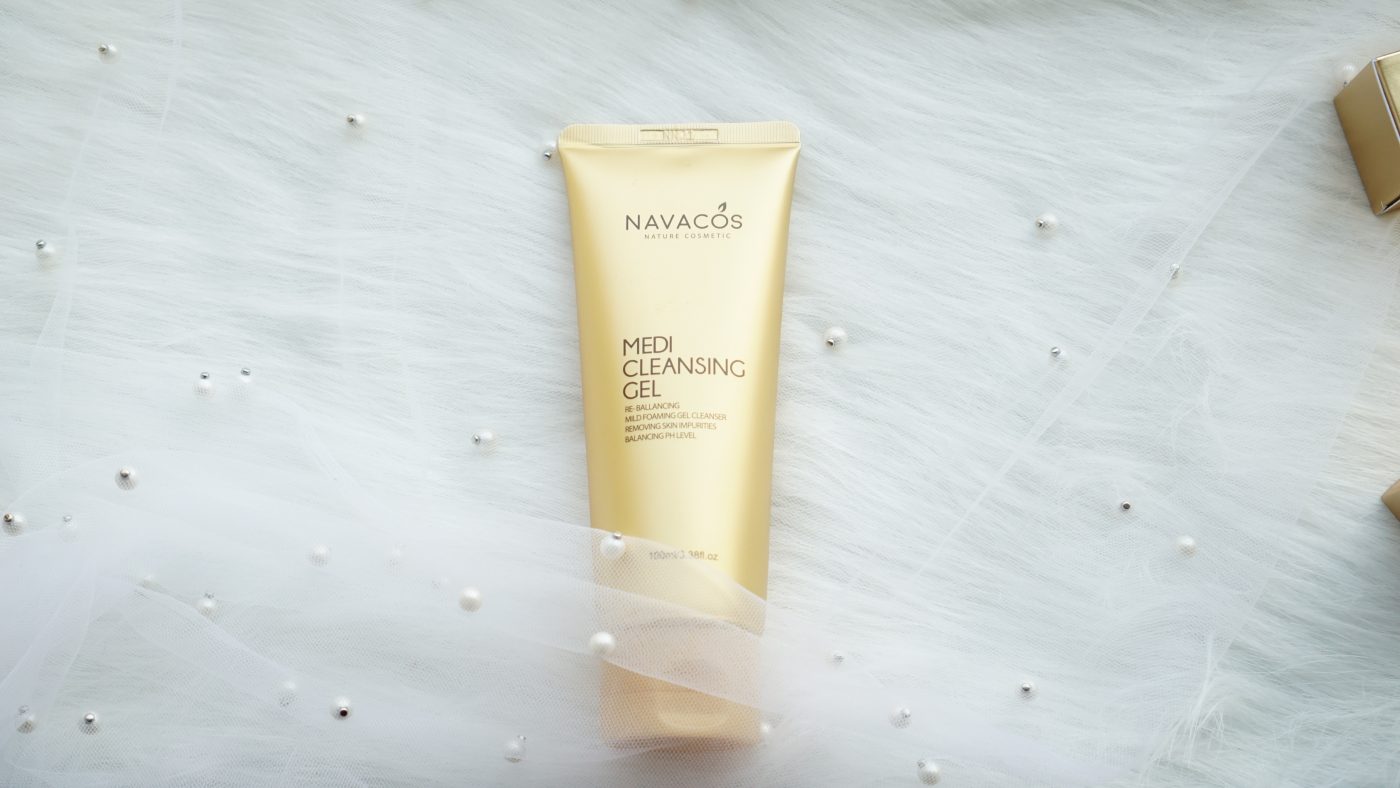 sữa rửa mặt navacos