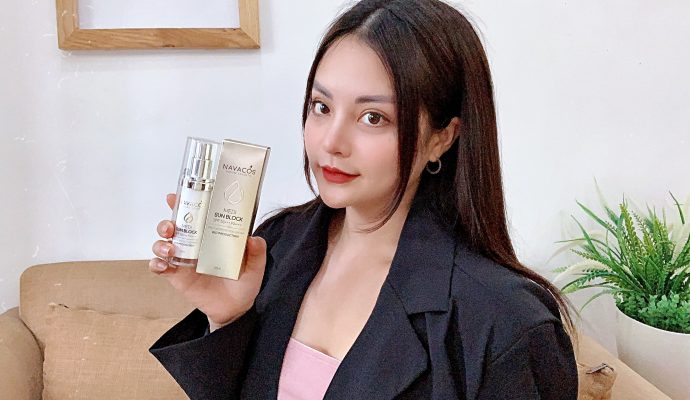 Hot Girl Trà My tin dùng Kem chống nắng Navacos