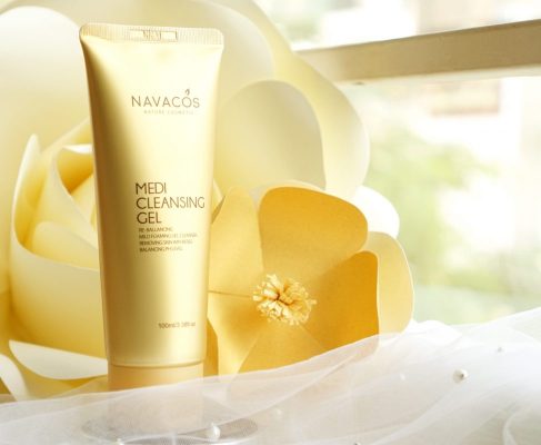 sữa rửa mặt Navacos medi cleansing gel