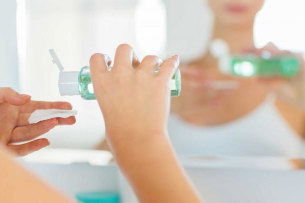 sự khác nhau giữa toner và nước hoa hồng